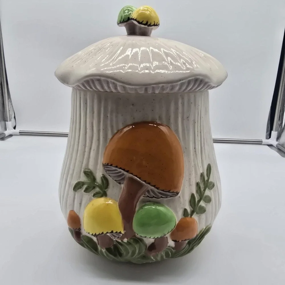 Vintage 1978 Merry‎ Mushroom 12